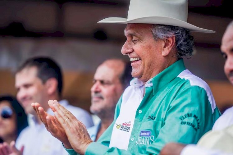 FILA DE JATINHOS Governadores usam aviões oficiais para irem à festa em fazenda dos donos da JBS