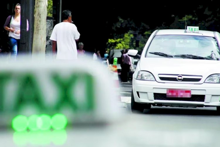 Táxi lotação vai ficar mais caro em BH a partir de sexta-feira; veja valores