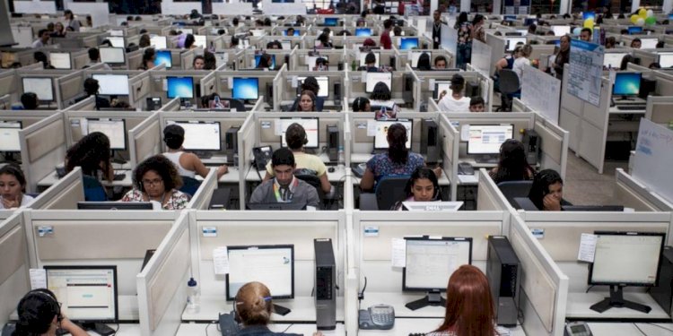 Quer começar 2024 empregado? Minas está com mais de 13 mil vagas de emprego nesta sexta