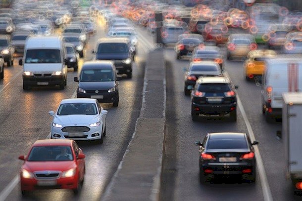 Mais de 600 motoristas flagrados realizando ultrapassagens proibidas em MG