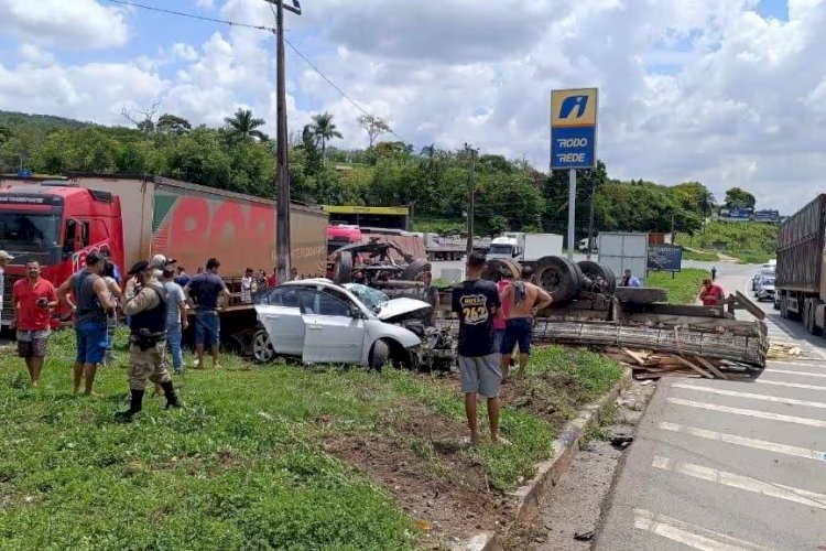 Acidente grave deixa uma pessoa morta, três feridos e interdita BR-381 em Sabará