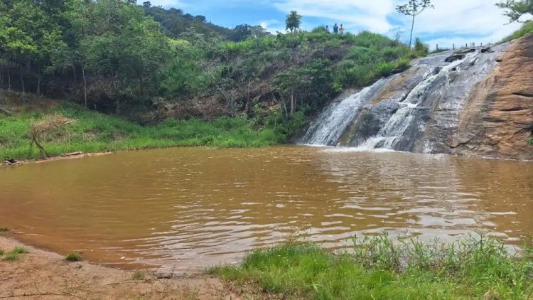 Adolescente de 16 anos morre afogado em cachoeira no interior de Minas