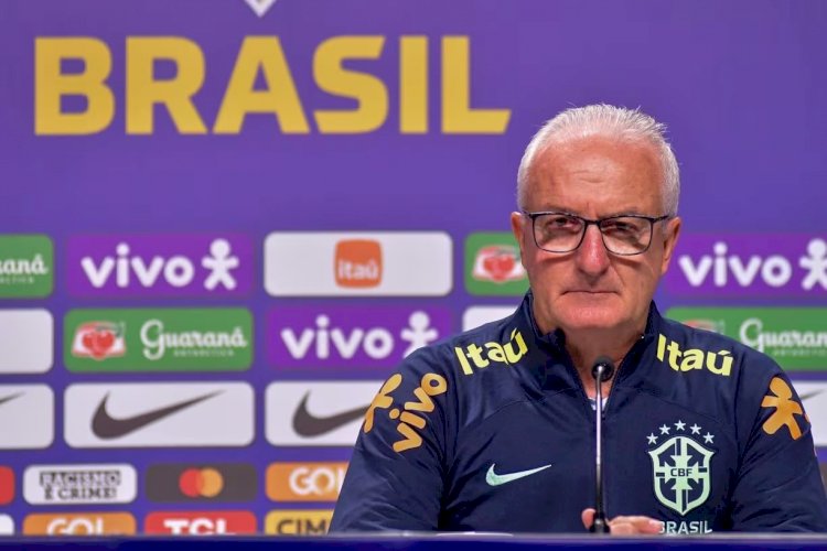 Dorival pede 