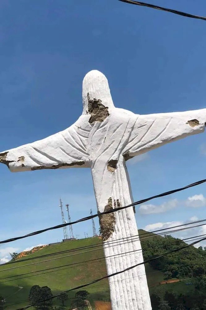 Deterioração de Cristo Redentor preocupa moradores