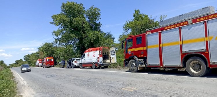 Acidente na MGC-122 deixa cinco feridos entre Janaúba e Capitão Enéas