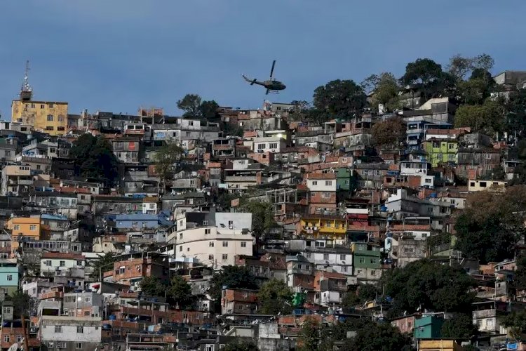 IBGE volta a adotar o termo favela em censos e pesquisas