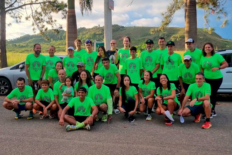 Grupo de Juiz de Fora corre 304 quilômetros até Aparecida