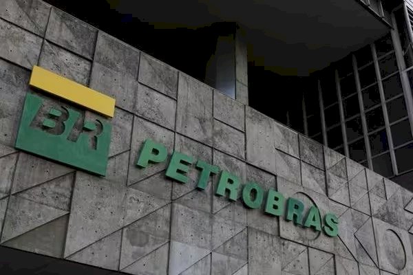 Concurso da Petrobras com 6.412 vagas tem inscrições encerradas hoje; saiba mais