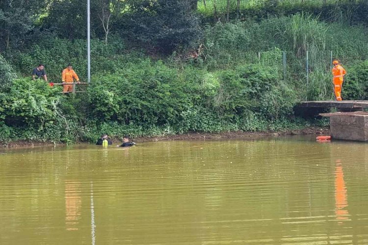 Bombeiros procuram possível vítima de afogamento no Parque da Lajinha