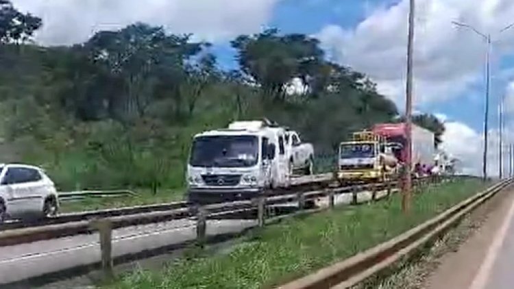 BR-040 apresenta mais de 20km de congestionamento nesta sexta (9), véspera do Carnaval