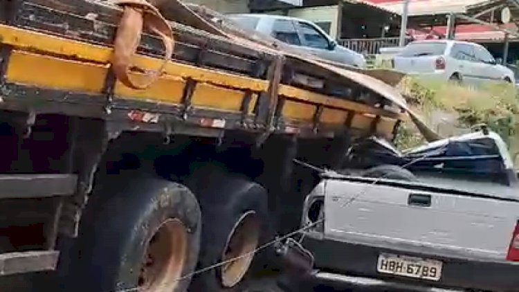 Vídeo: caminhão perde controle e atinge vários veículos em Ribeirão das Neves, na Grande BH