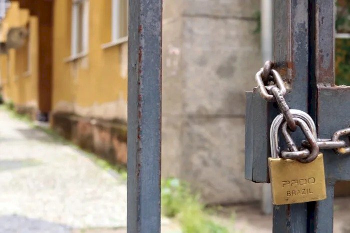 Prédio da Gerência Regional do Trabalho segue abandonado no Centro