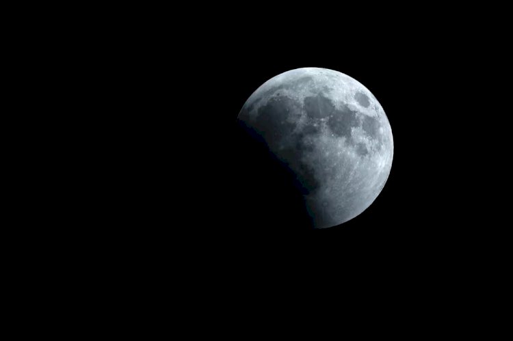 Sonda americana Odysseus envia primeiras imagens da Lua; veja