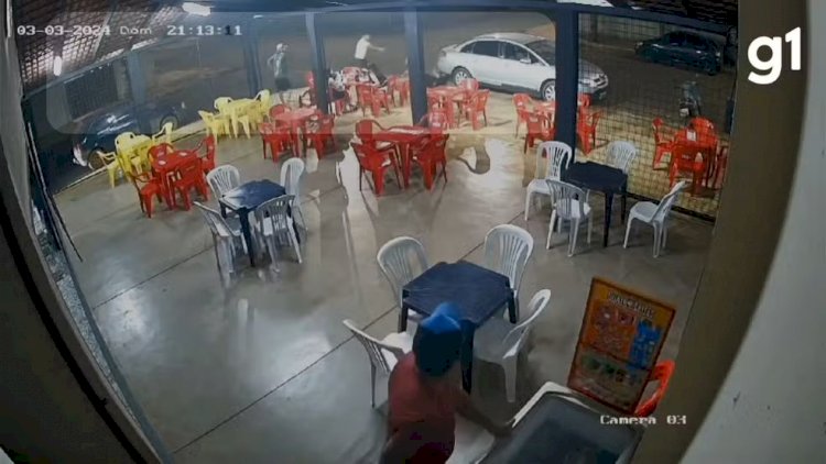 VÍDEO: Homem armado invade lanchonete e mata rival envolvido em 'triângulo amoroso' em Indianópolis