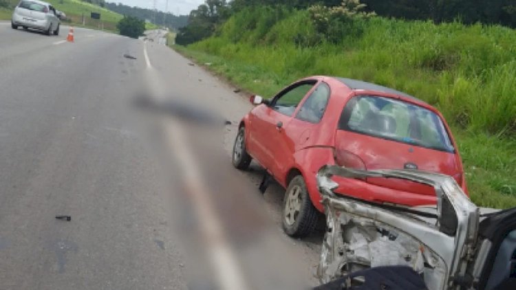 Homem morre após ser atropelado por caminhão na BR-262, em Betim (MG)