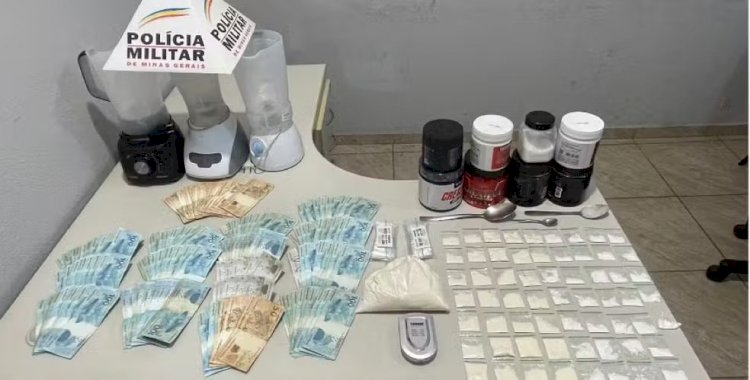 Mais de R$ 16 mil e cocaína são apreendidos em casa no Bairro Planalto, em Divinópolis