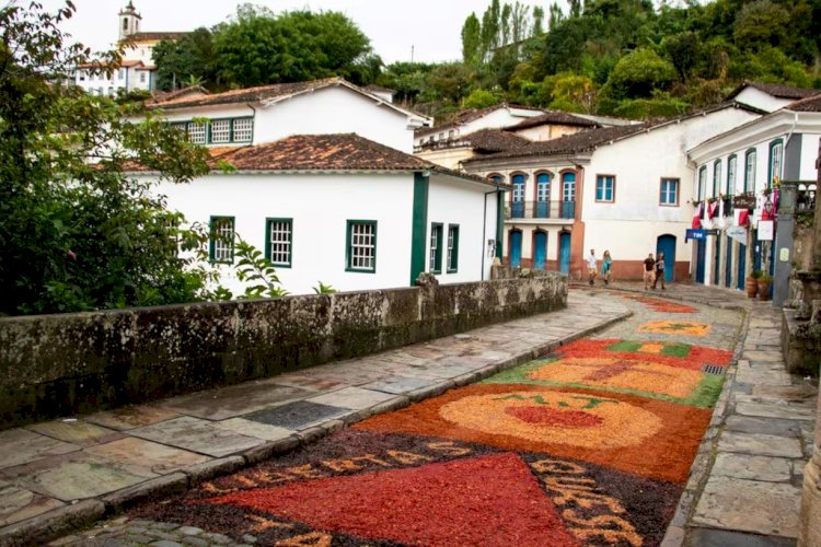 Cidades de MG se preparam para receber fiéis durante a Semana Santa; veja agenda