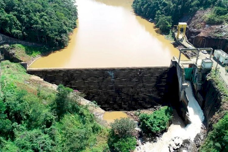 Moradores de Monte Verde e Belmiro Braga recebem simulado de segurança de barragem