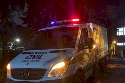 Homem é morto a pauladas e marteladas por irmão e cunhado em Nova Lima