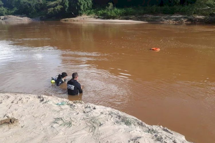 Garota pula em rio, se afoga e dois pulam para ajudar, mas desaparecem em MG