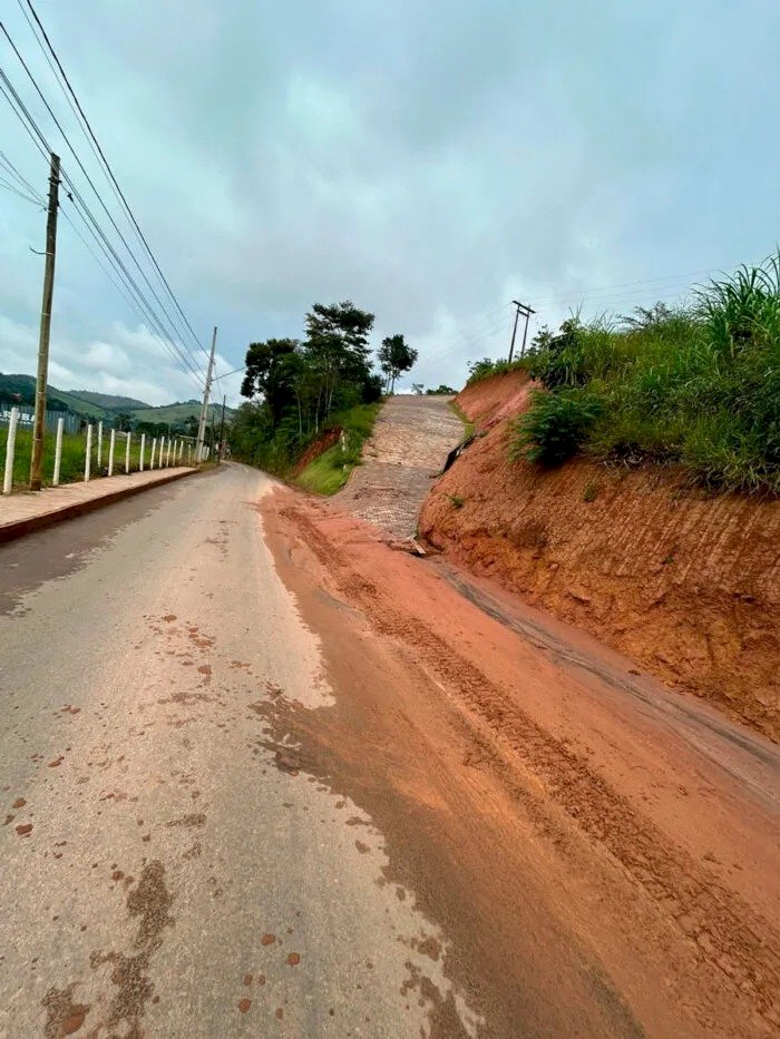 Obra irregular causa transtorno no Francisco Bernardino