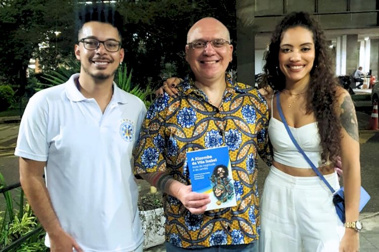 Livro que conta a história do desfile da Vila Isabel de 1988 é lançado em JF