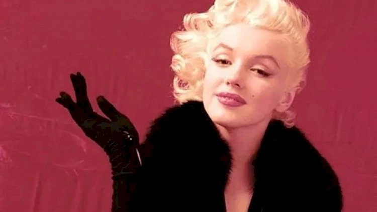 Vestido clássico de Marilyn Monroe é leiloado por mais de R$ 1 milhão; confira