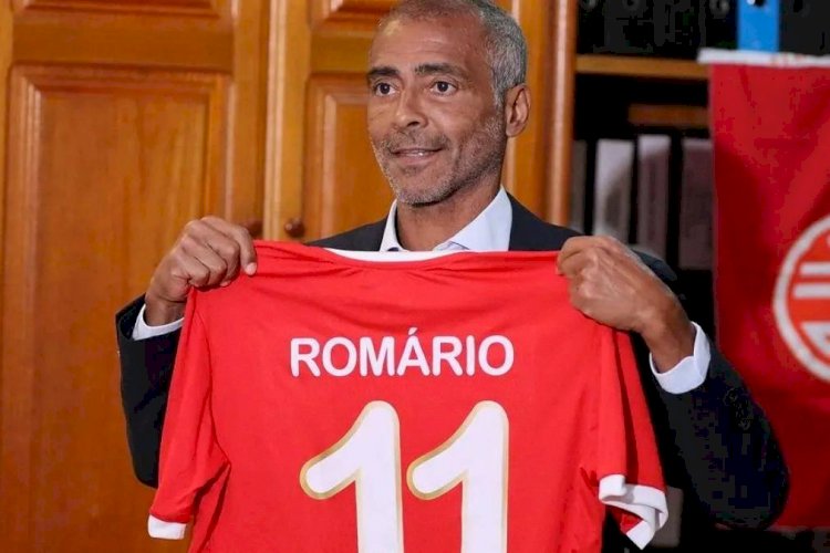 Romário tem nome registrado no BID e oficializa retorno aos gramados