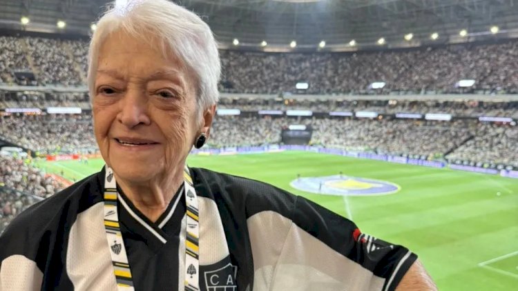 Atleticana de 92 anos curte goleada sobre o Cruzeiro em primeira ida à Arena MRV