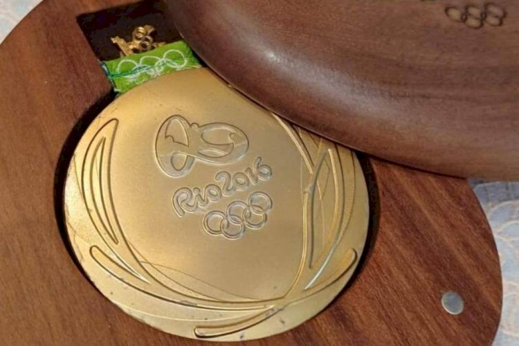 Medalha de ouro conquistada pela seleção na Olimpíada 2016 é colocada à venda