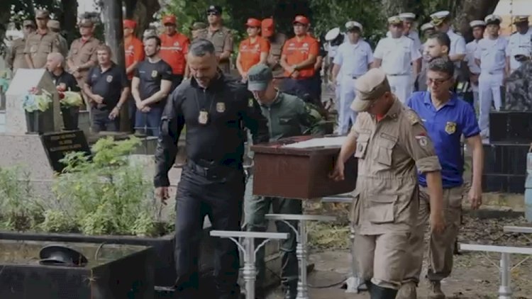 Veja fotos do sepultamento dos corpos encontrados à deriva no Pará