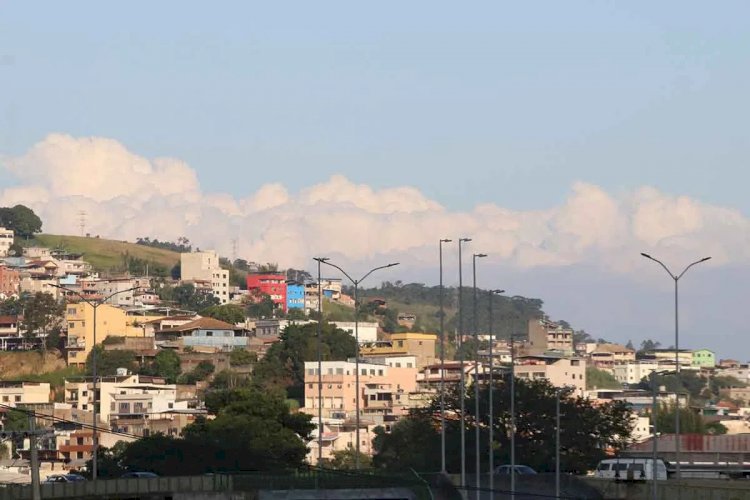 Fim de semana deve ser de sol com poucas nuvens e tempo estável em JF