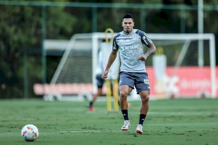 Paulinho, do Atlético, responde sobre possibilidade de voltar ao futebol europeu