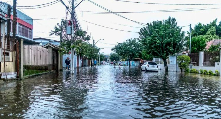 Com novo alerta de enchentes, prefeitos do RS pedem que moradores deixem casas