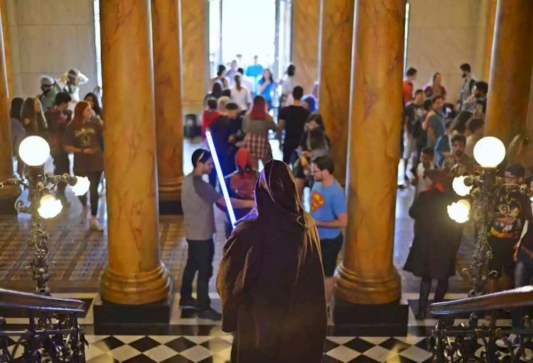 Museu de BH celebra Orgulho Nerd com ‘Invasão Intergaláctica’ e ‘Baile da Toalha’ gratuitos