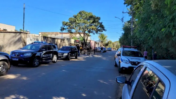 Suspeito de matar delegado aposentado queimado vivo em Sete Lagoas (MG) continua sendo procurado