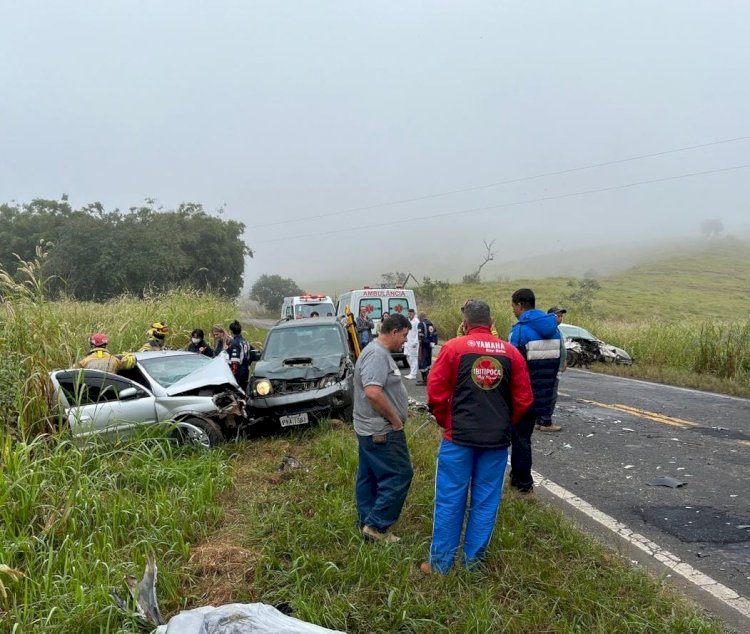 Grave acidente deixa três mortos na BR-267 em Bicas, na Zona da Mata