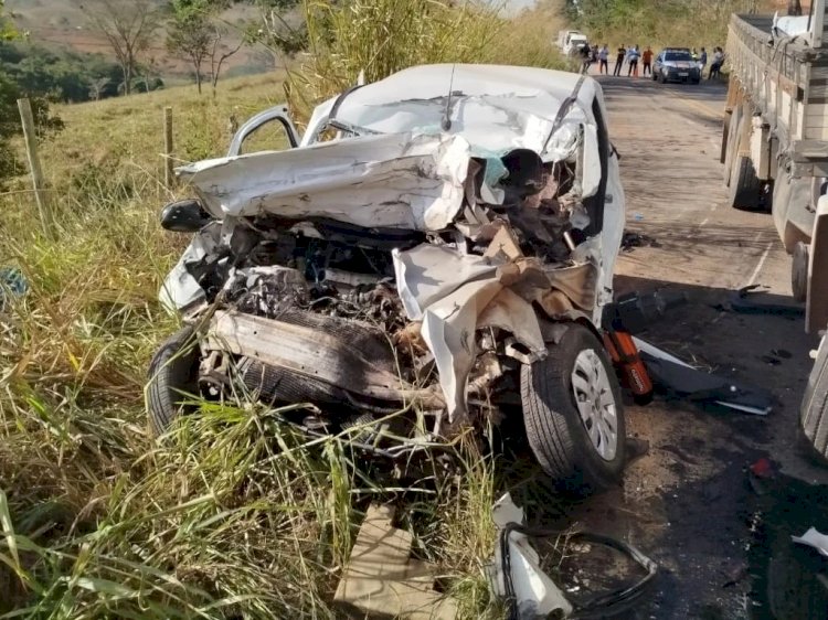 Acidente deixa adolescente morto e irmão ferido em MG