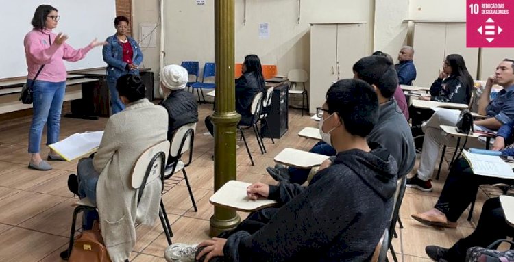 Inscrições abertas para curso de português para migrantes no Centro e no bairro Barbosa Lage