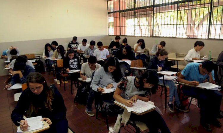 Saiba o que muda no ensino médio com novo texto aprovado no Congresso