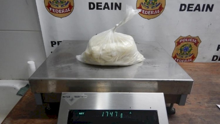 Passageiro é preso no aeroporto de Guarulhos com 100 preservativos cheios de pasta base de cocaína