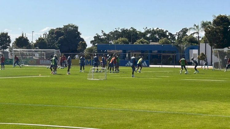 Treino do Cruzeiro tem novidades sobre jogadores titulares