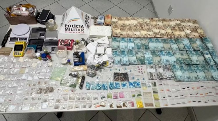 Casal suspeito de realizar 'delivery' de drogas é preso no Centro de Governador Valadares; R$ 67 mil foram apreendidos