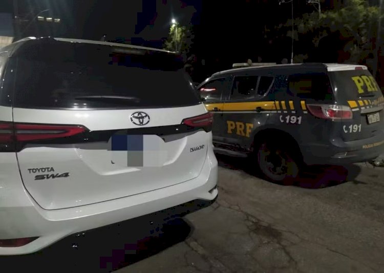 Empresário é preso com carro de luxo roubado avaliado em R$ 400 mil em Juiz de Fora