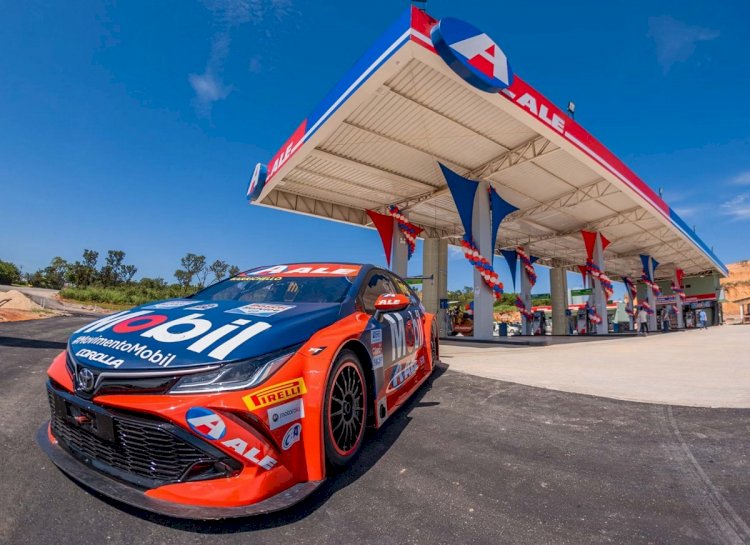 Carro de Rubens Barrichello da Stock Car ficará em exposição em BH; veja os locais