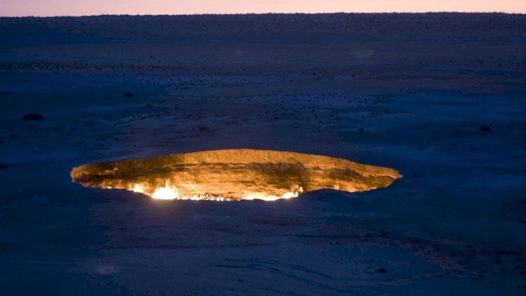 ‘Portão do Inferno’ do Turcomenistão chama a atenção de turistas e pode deixar de existir em breve