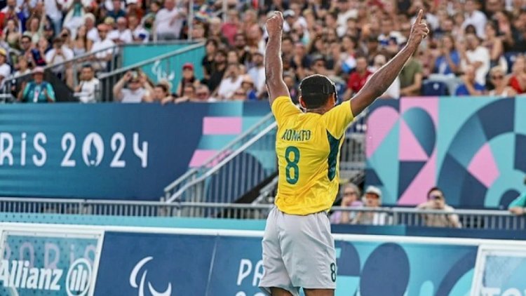 Brasil vence França no futebol de cegos e avança às semifinais na Paralimpíada