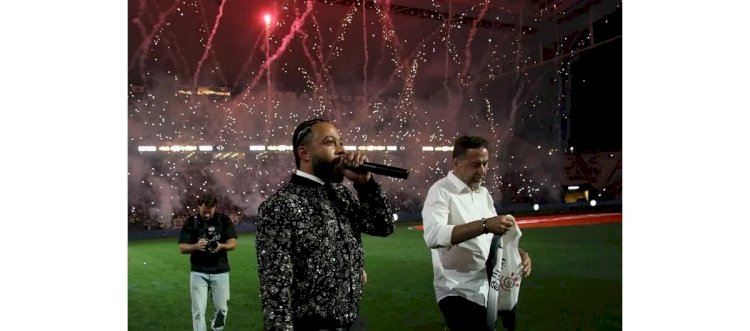 Depay sente Corinthians e muda ânimo da torcida ao chefe