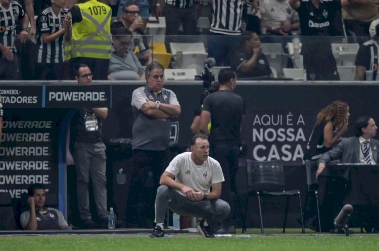 Técnico do Atlético, Milito elogia seus jogadores na classificação: 'Fizemos uma partida perfeita'