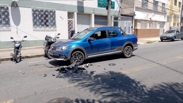 Perseguição entre PM e criminosos termina com carros danificados em Juiz de Fora; VÍDEO